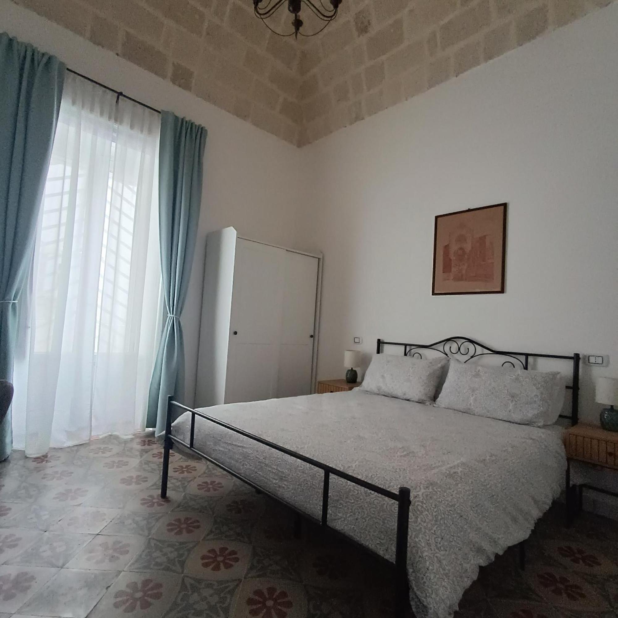 Hotel Dimora Tarantina à Tarente Extérieur photo